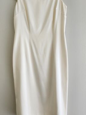 metrostyle Sleevless Cream Sheath Dress